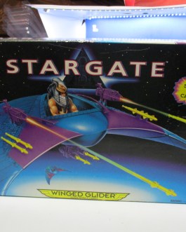 1994 STARGATE WINGED GLIDER Alien Attack Craft New NIB