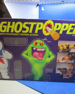 KENNER 1986 REAL GHOSTBUSTERS GHOST POPPER. MIB. Never used includes original ammo b